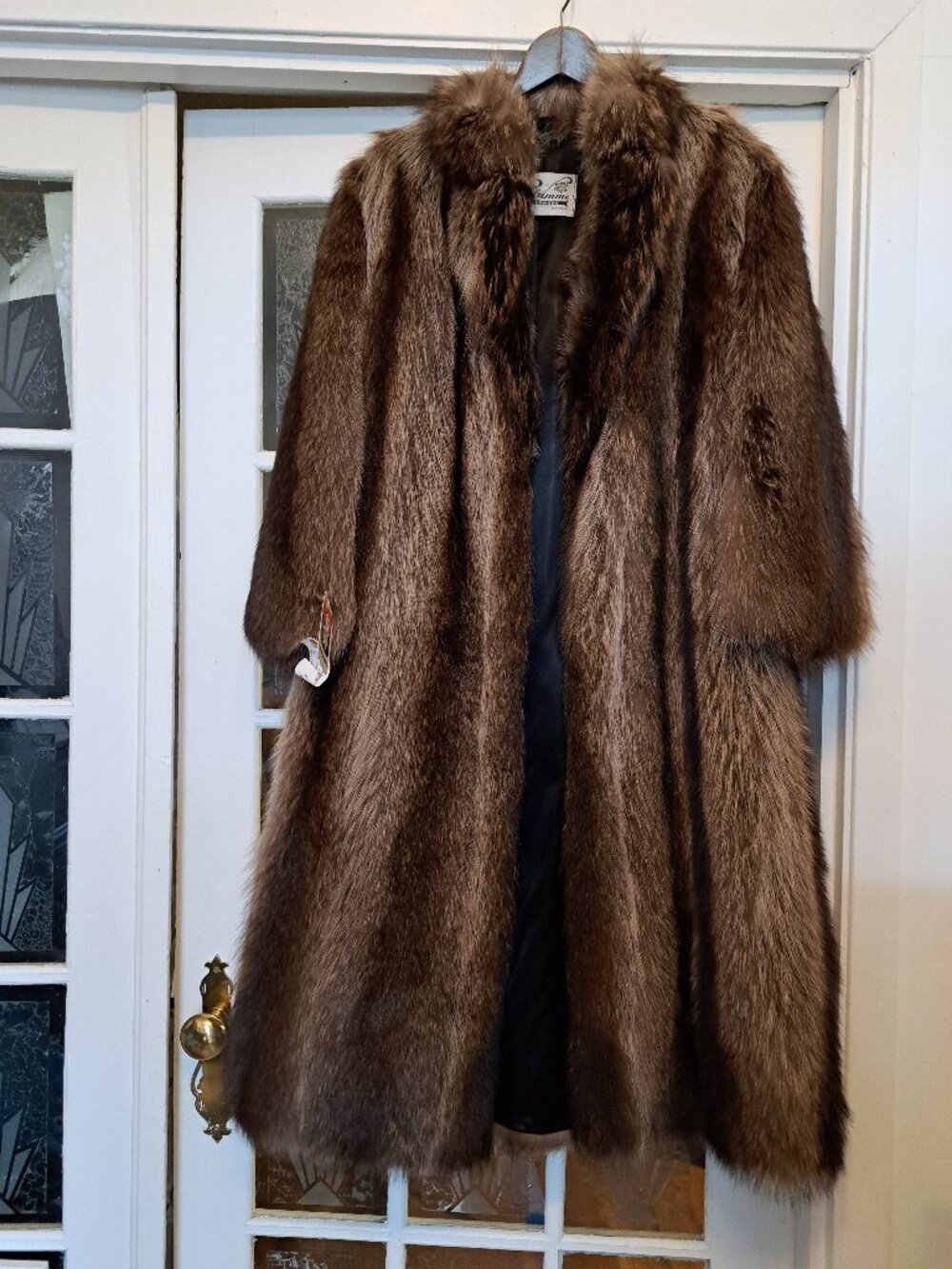 Vintage Création LaFlamme Genuine Raccoon Fur Coat – Long & Luxurious